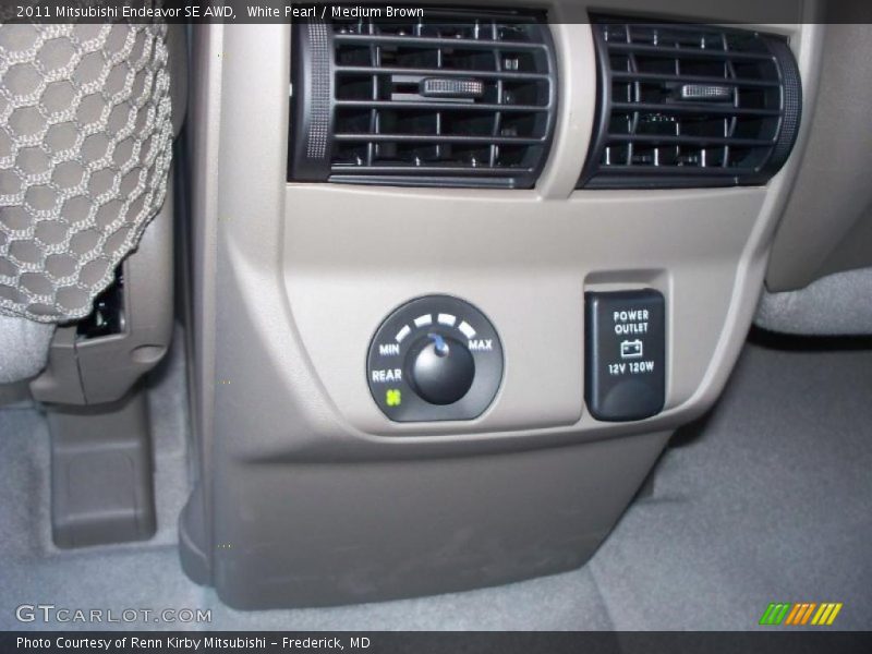 White Pearl / Medium Brown 2011 Mitsubishi Endeavor SE AWD