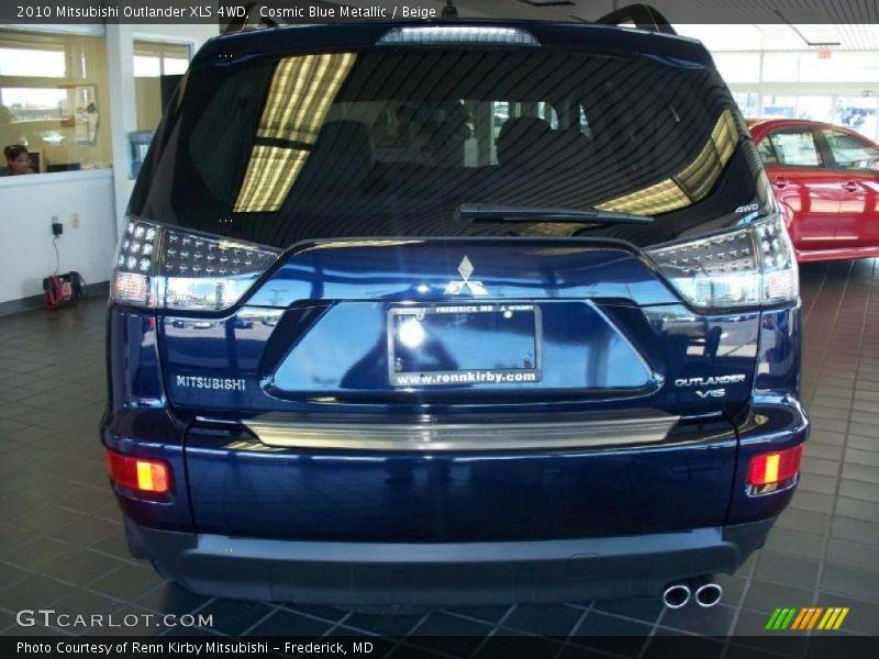 Cosmic Blue Metallic / Beige 2010 Mitsubishi Outlander XLS 4WD