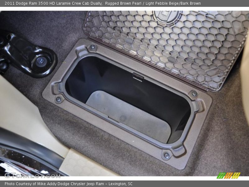 Controls of 2011 Ram 3500 HD Laramie Crew Cab Dually