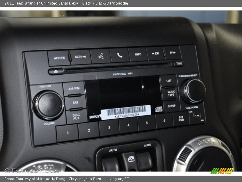 Controls of 2011 Wrangler Unlimited Sahara 4x4