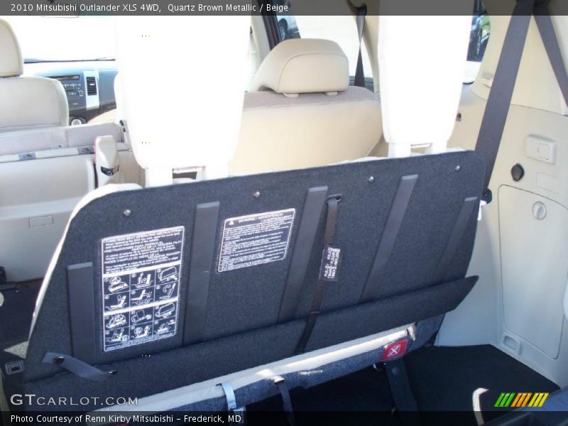 Quartz Brown Metallic / Beige 2010 Mitsubishi Outlander XLS 4WD