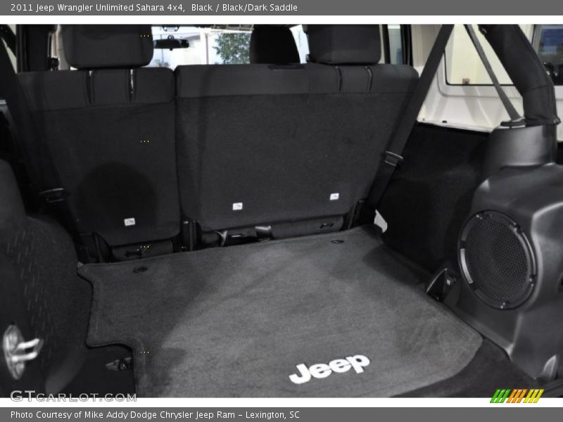  2011 Wrangler Unlimited Sahara 4x4 Trunk