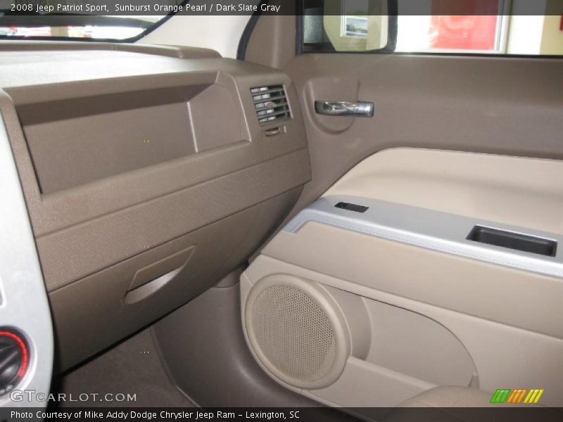 Sunburst Orange Pearl / Dark Slate Gray 2008 Jeep Patriot Sport