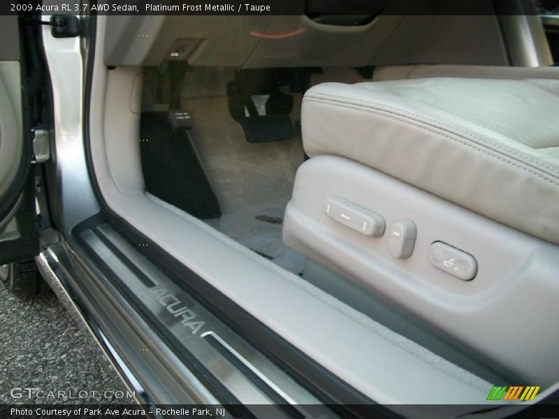 Platinum Frost Metallic / Taupe 2009 Acura RL 3.7 AWD Sedan