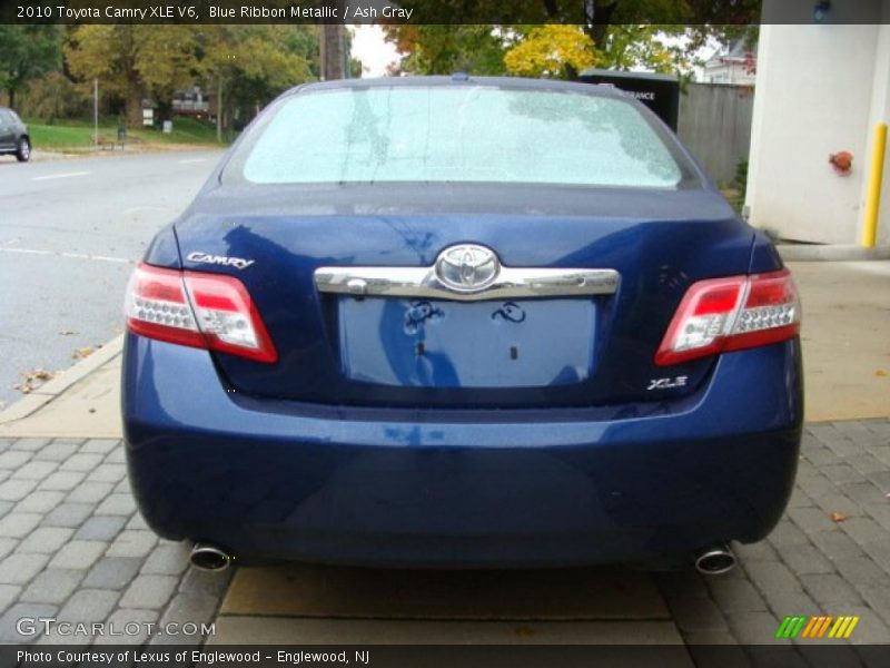 Blue Ribbon Metallic / Ash Gray 2010 Toyota Camry XLE V6