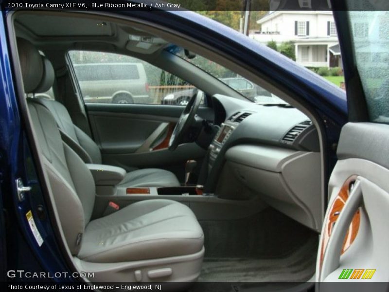 Blue Ribbon Metallic / Ash Gray 2010 Toyota Camry XLE V6