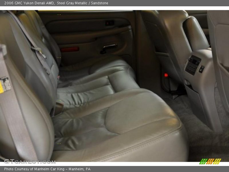 Steel Gray Metallic / Sandstone 2006 GMC Yukon Denali AWD