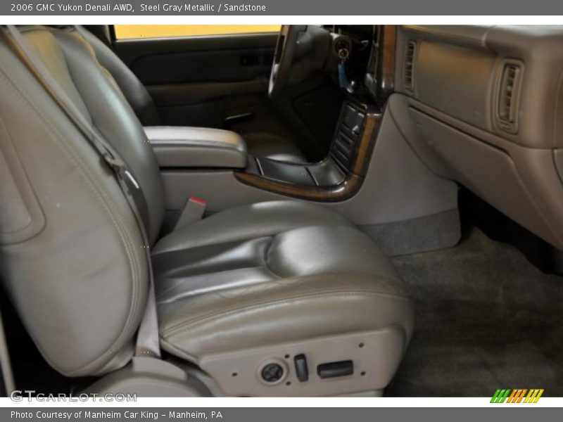 Steel Gray Metallic / Sandstone 2006 GMC Yukon Denali AWD