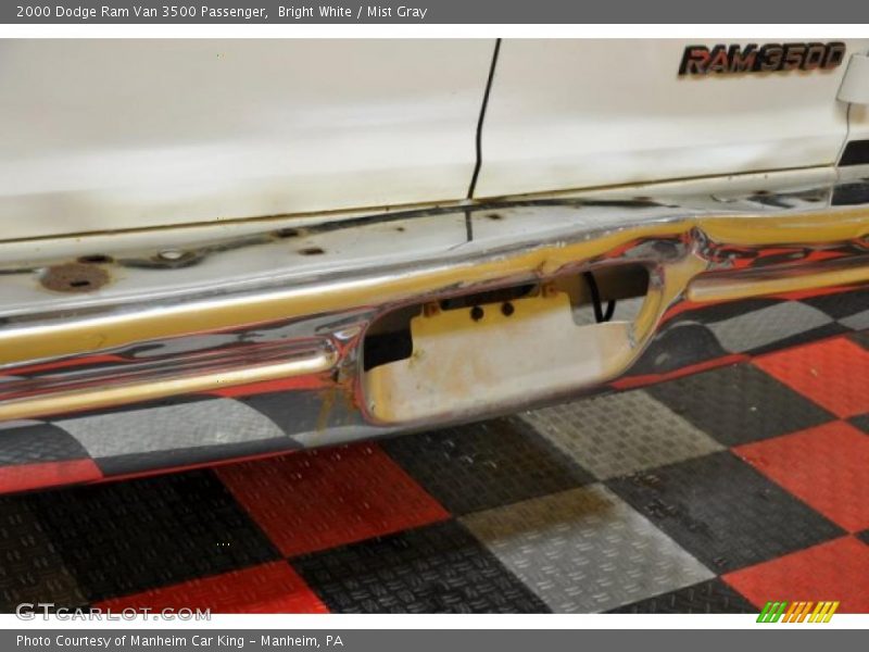 Bright White / Mist Gray 2000 Dodge Ram Van 3500 Passenger