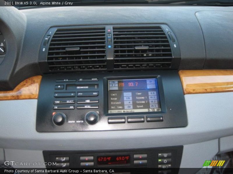 Alpine White / Grey 2001 BMW X5 3.0i