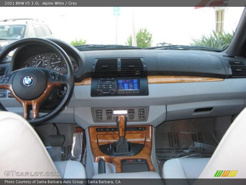 Alpine White / Grey 2001 BMW X5 3.0i