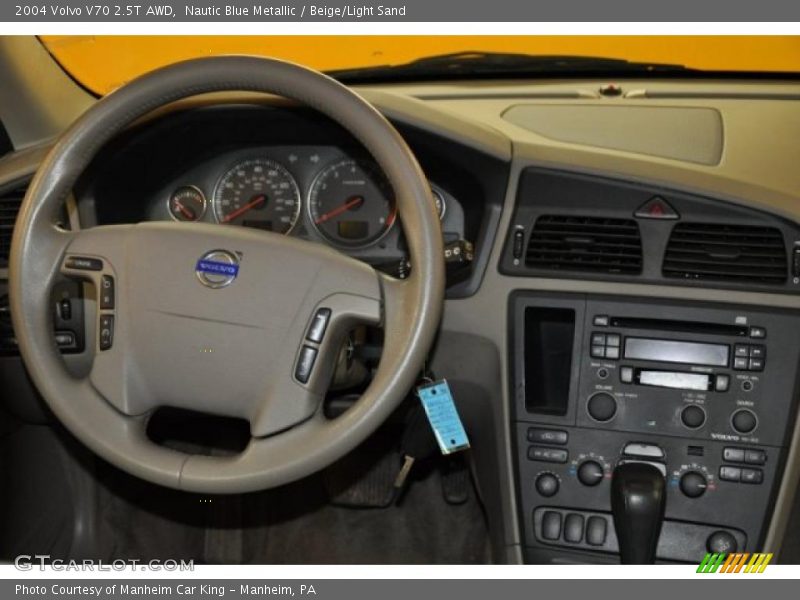 Nautic Blue Metallic / Beige/Light Sand 2004 Volvo V70 2.5T AWD