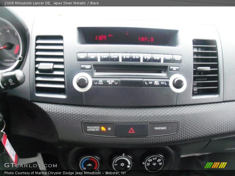 Apex Silver Metallic / Black 2008 Mitsubishi Lancer DE