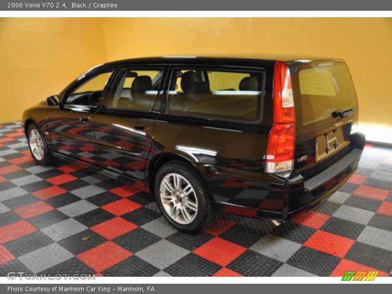 Black / Graphite 2006 Volvo V70 2.4