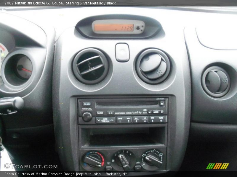 Sterling Silver Metallic / Black 2002 Mitsubishi Eclipse GS Coupe