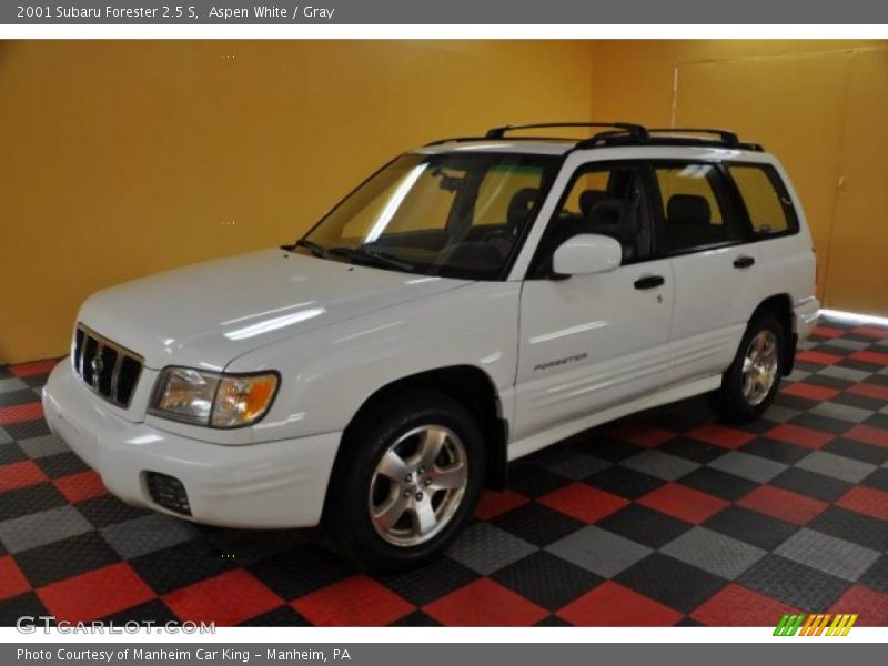 Aspen White / Gray 2001 Subaru Forester 2.5 S