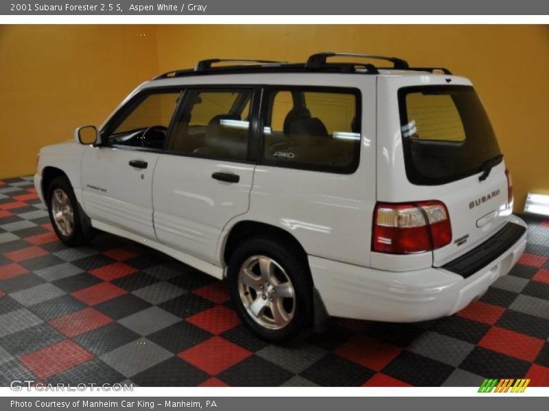 Aspen White / Gray 2001 Subaru Forester 2.5 S