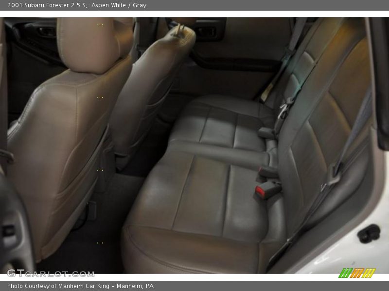 Aspen White / Gray 2001 Subaru Forester 2.5 S