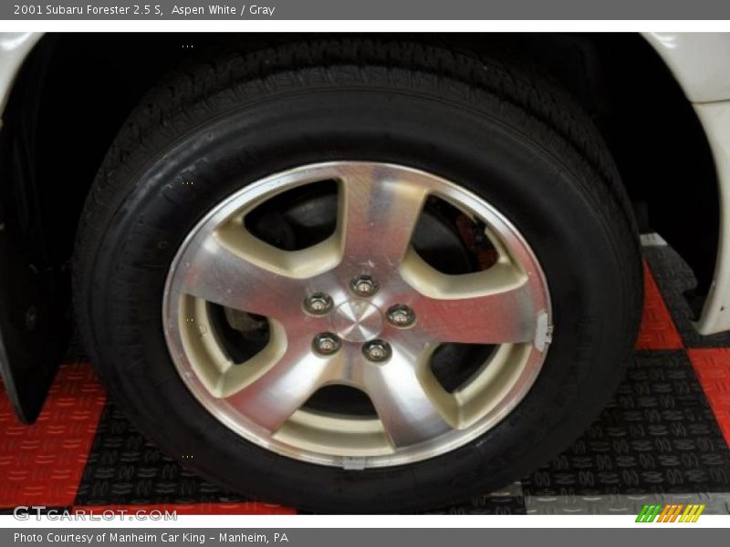 Aspen White / Gray 2001 Subaru Forester 2.5 S