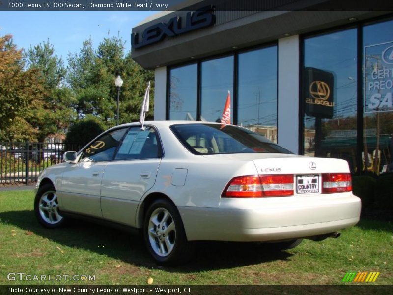 Diamond White Pearl / Ivory 2000 Lexus ES 300 Sedan