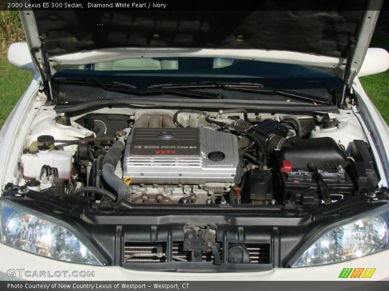 Diamond White Pearl / Ivory 2000 Lexus ES 300 Sedan