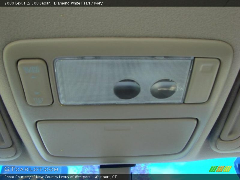 Diamond White Pearl / Ivory 2000 Lexus ES 300 Sedan