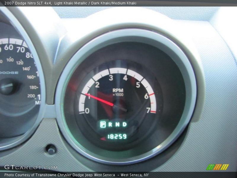 Light Khaki Metallic / Dark Khaki/Medium Khaki 2007 Dodge Nitro SLT 4x4