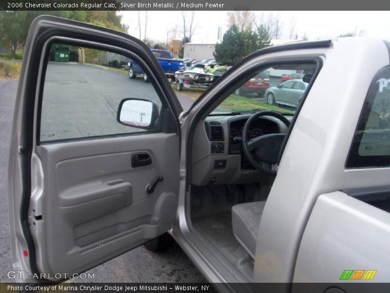 Door Panel of 2006 Colorado Regular Cab