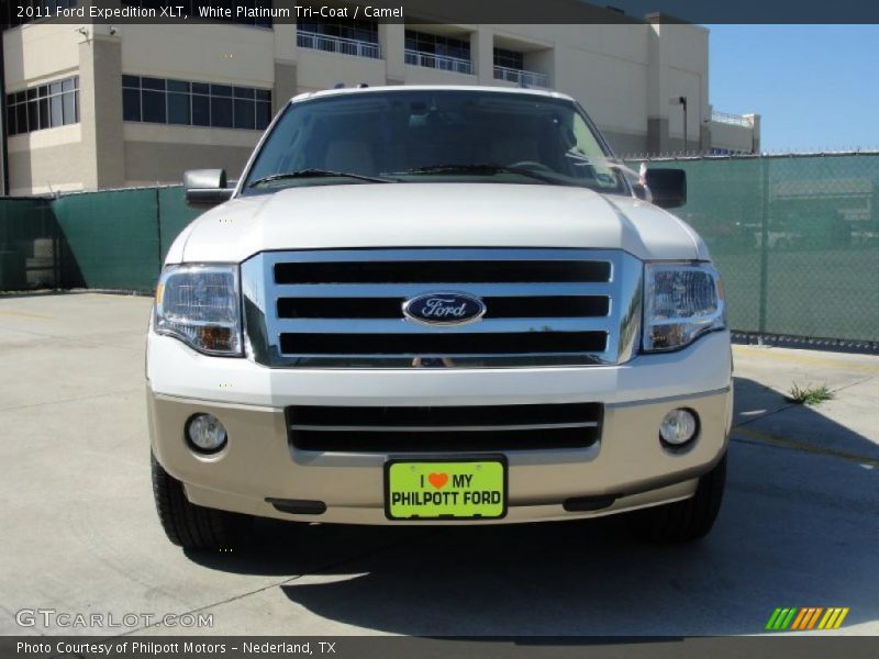 White Platinum Tri-Coat / Camel 2011 Ford Expedition XLT