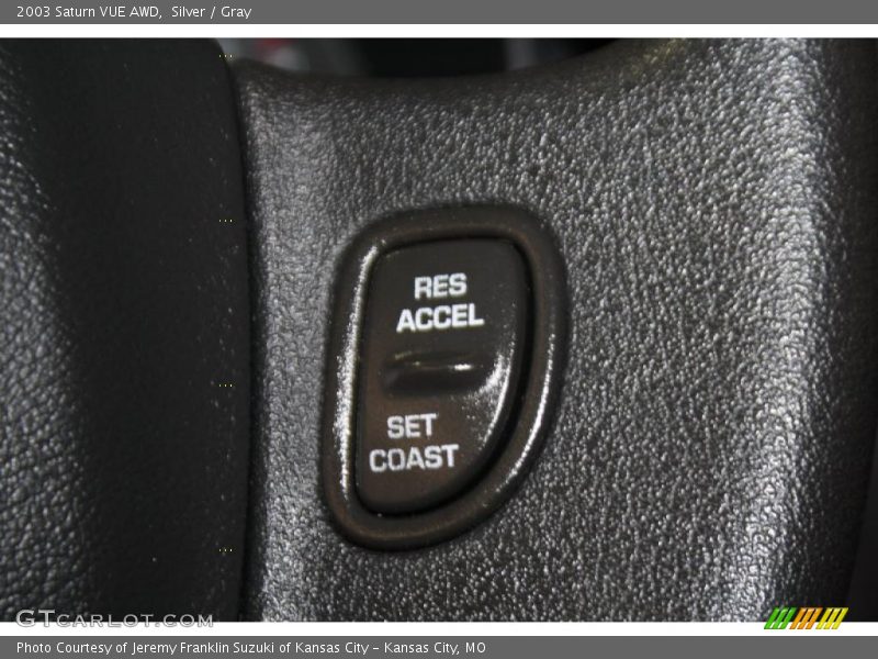 Silver / Gray 2003 Saturn VUE AWD
