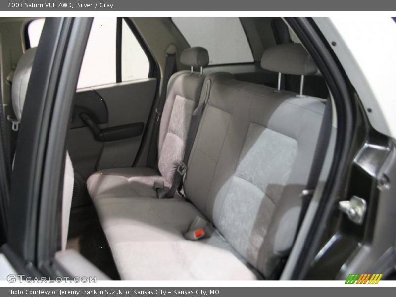 Silver / Gray 2003 Saturn VUE AWD