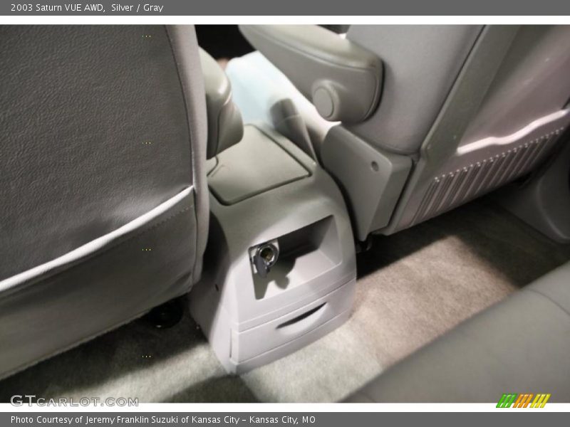 Silver / Gray 2003 Saturn VUE AWD