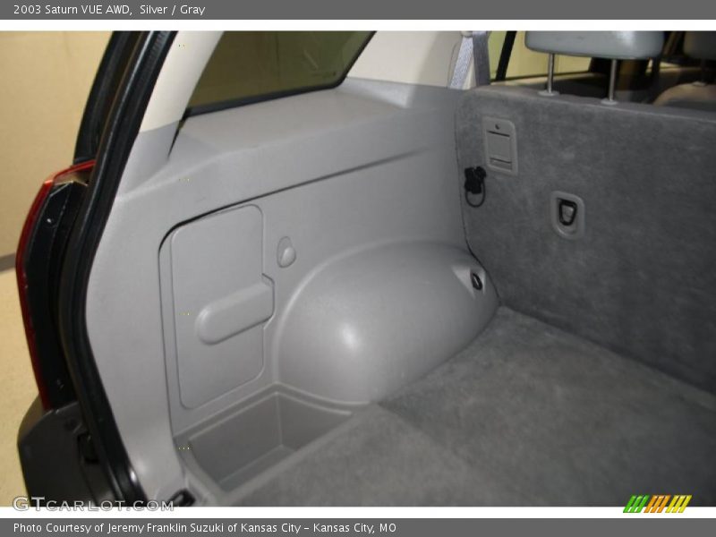 Silver / Gray 2003 Saturn VUE AWD