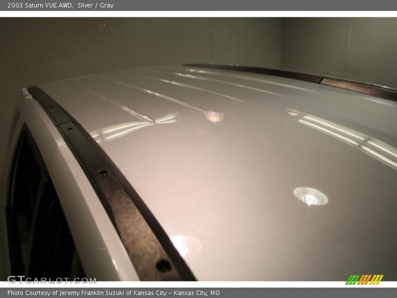 Silver / Gray 2003 Saturn VUE AWD