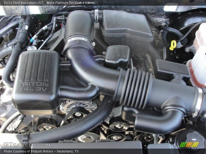  2011 Expedition XLT Engine - 5.4 Liter SOHC 24-Valve Flex-Fuel V8