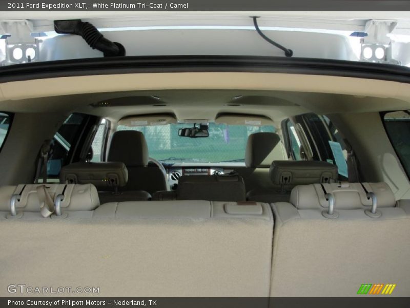 White Platinum Tri-Coat / Camel 2011 Ford Expedition XLT