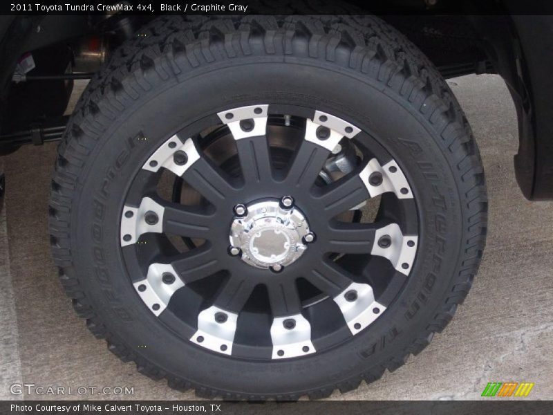 Custom Wheels of 2011 Tundra CrewMax 4x4