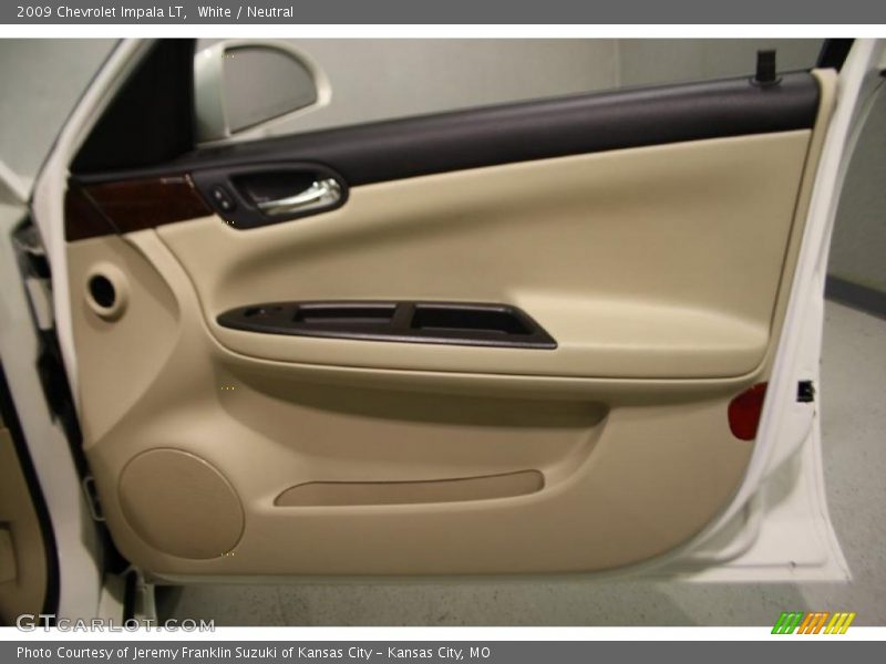 White / Neutral 2009 Chevrolet Impala LT