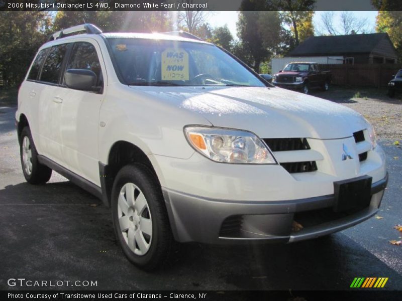 Diamond White Pearl / Charcoal 2006 Mitsubishi Outlander LS 4WD