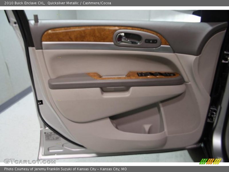 Quicksilver Metallic / Cashmere/Cocoa 2010 Buick Enclave CXL