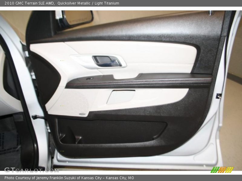 Door Panel of 2010 Terrain SLE AWD