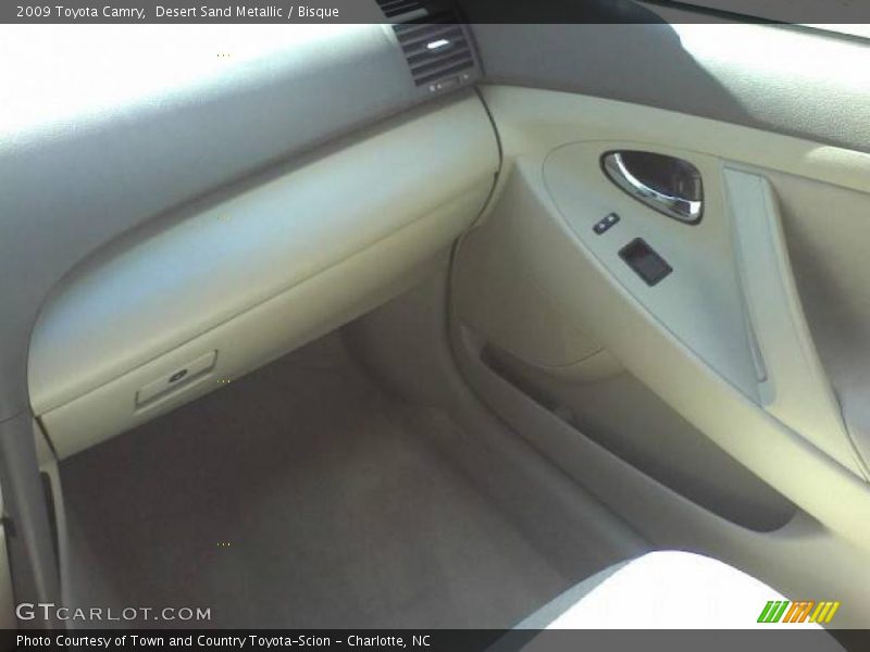 Desert Sand Metallic / Bisque 2009 Toyota Camry