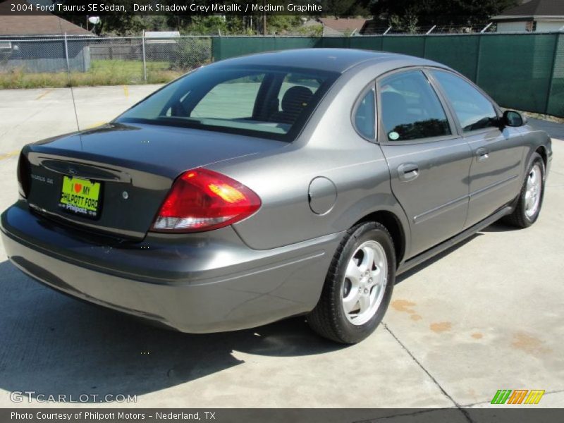 Dark Shadow Grey Metallic / Medium Graphite 2004 Ford Taurus SE Sedan
