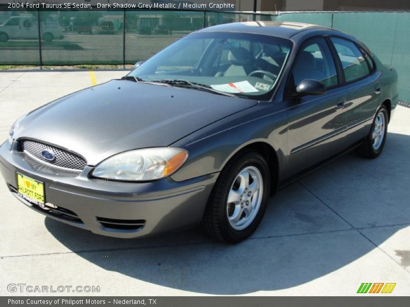 Dark Shadow Grey Metallic / Medium Graphite 2004 Ford Taurus SE Sedan