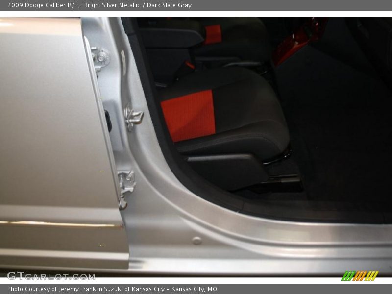 Bright Silver Metallic / Dark Slate Gray 2009 Dodge Caliber R/T