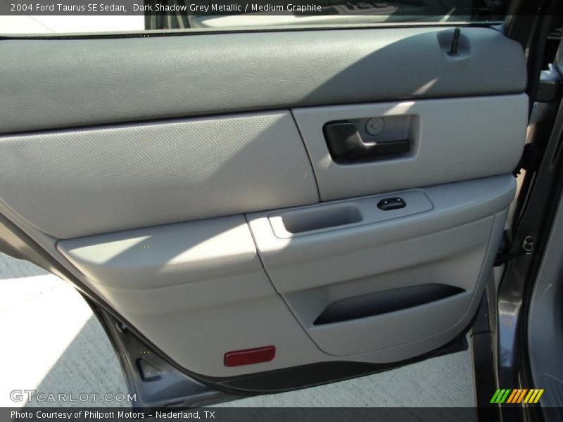 Dark Shadow Grey Metallic / Medium Graphite 2004 Ford Taurus SE Sedan