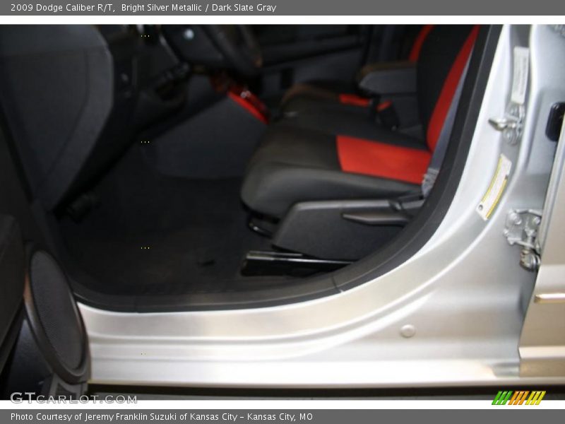 Bright Silver Metallic / Dark Slate Gray 2009 Dodge Caliber R/T