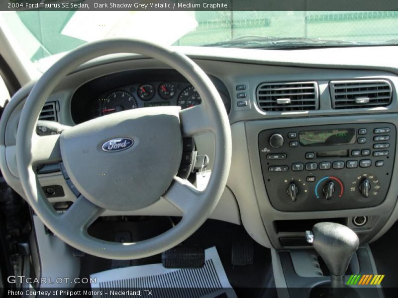 Dark Shadow Grey Metallic / Medium Graphite 2004 Ford Taurus SE Sedan