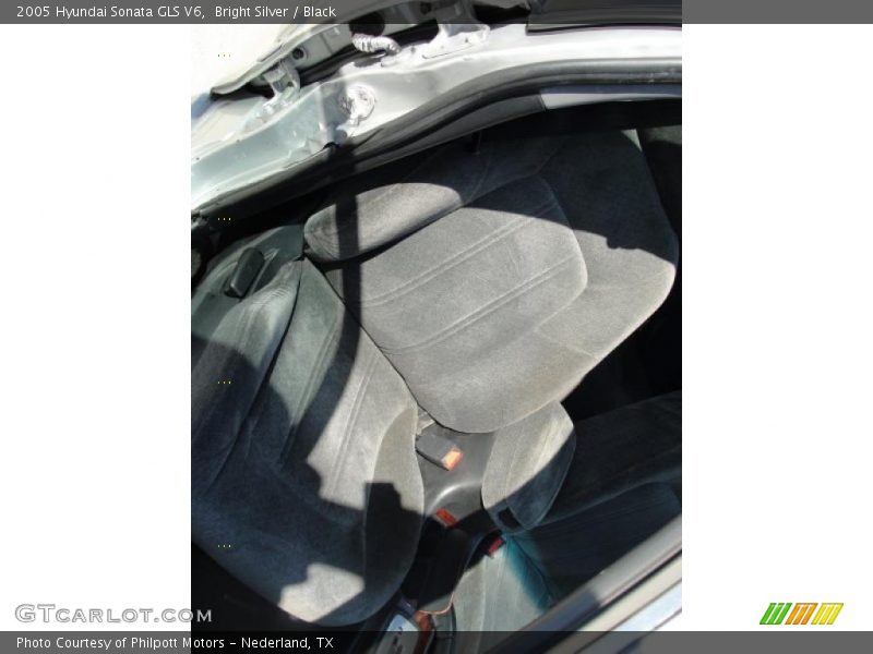 Bright Silver / Black 2005 Hyundai Sonata GLS V6