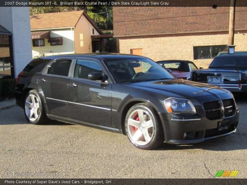 Front 3/4 View of 2007 Magnum SRT-8